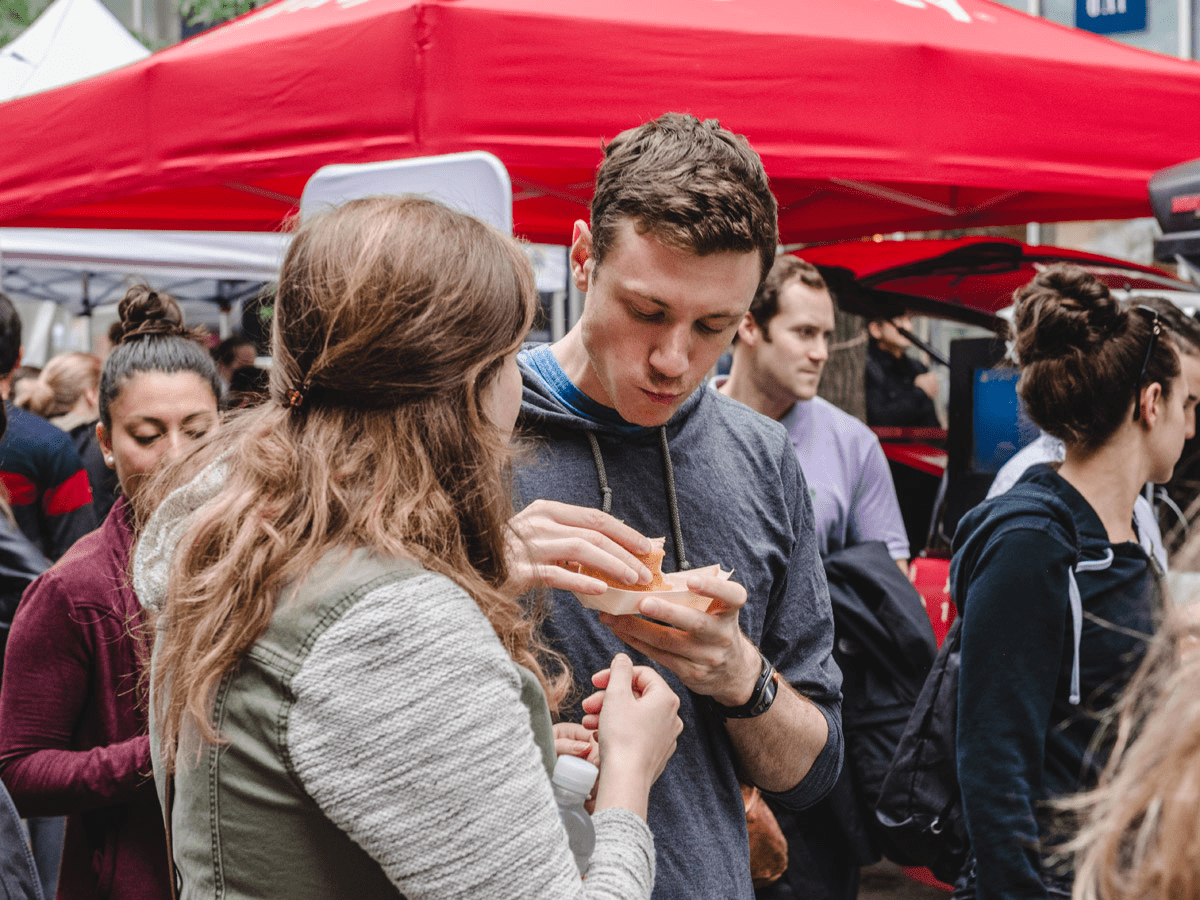 Crowds and food stalls at the Rittenhouse Row Spring Festival